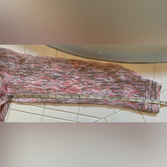 a.n.a M sheer blouse collarless 4 button front long sleeve convertible to 3/4” - Picture 12 of 14